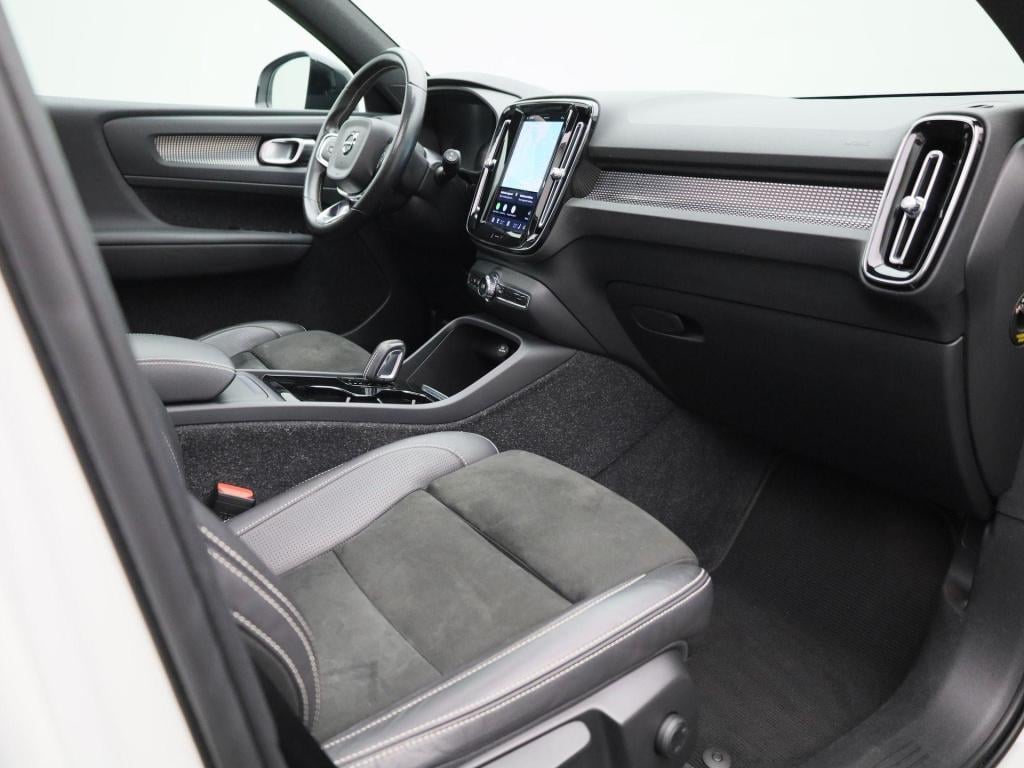 Volvo XC40 recharge p8 awd | automaat | panoramadak | apple carplay / andro