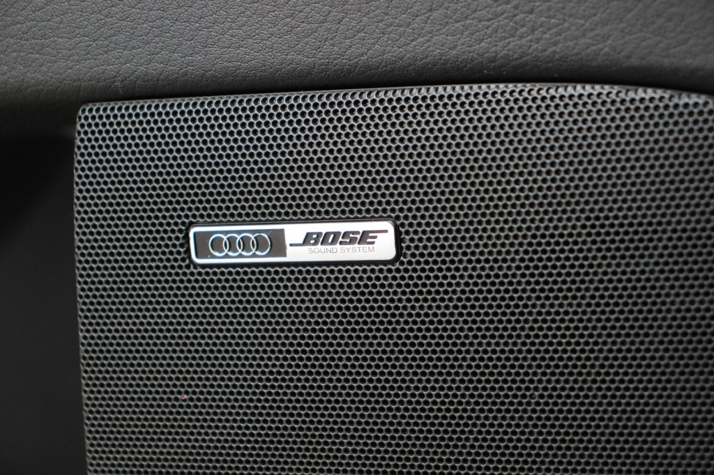 Audi A4 limousine 4.2 v8 rs4 quattro | orig nl | 2de eigenaar | kuipstoelen