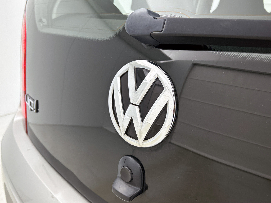 Volkswagen UP! 1.0 high up! bluemotion | 1e eigenaar | trekaak |