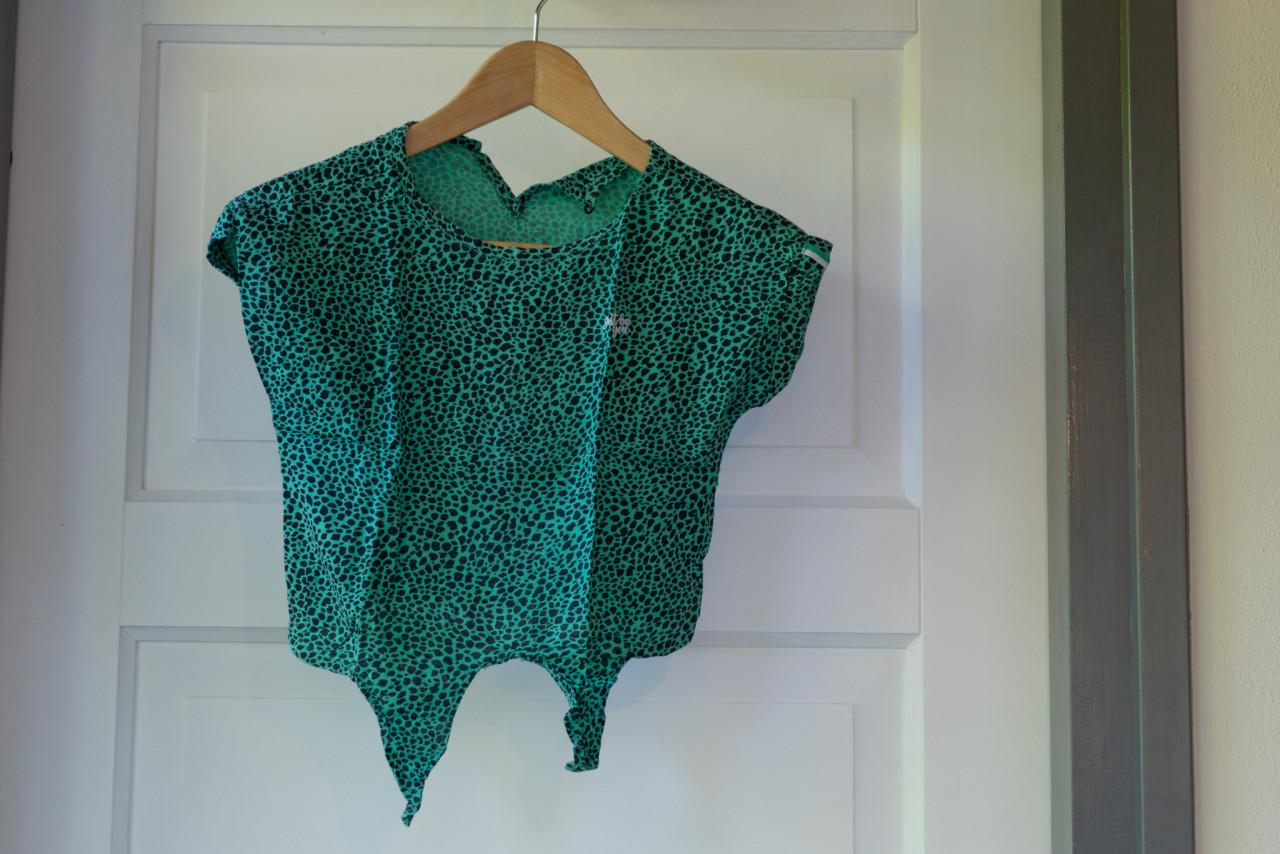 Set van 5 shirts in panter/luipaard thema, maat 122-128
