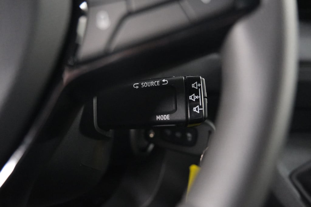 Renault Master t35 2.0 dci 150 l2h2 extra | nieuw model | camera | parkeers