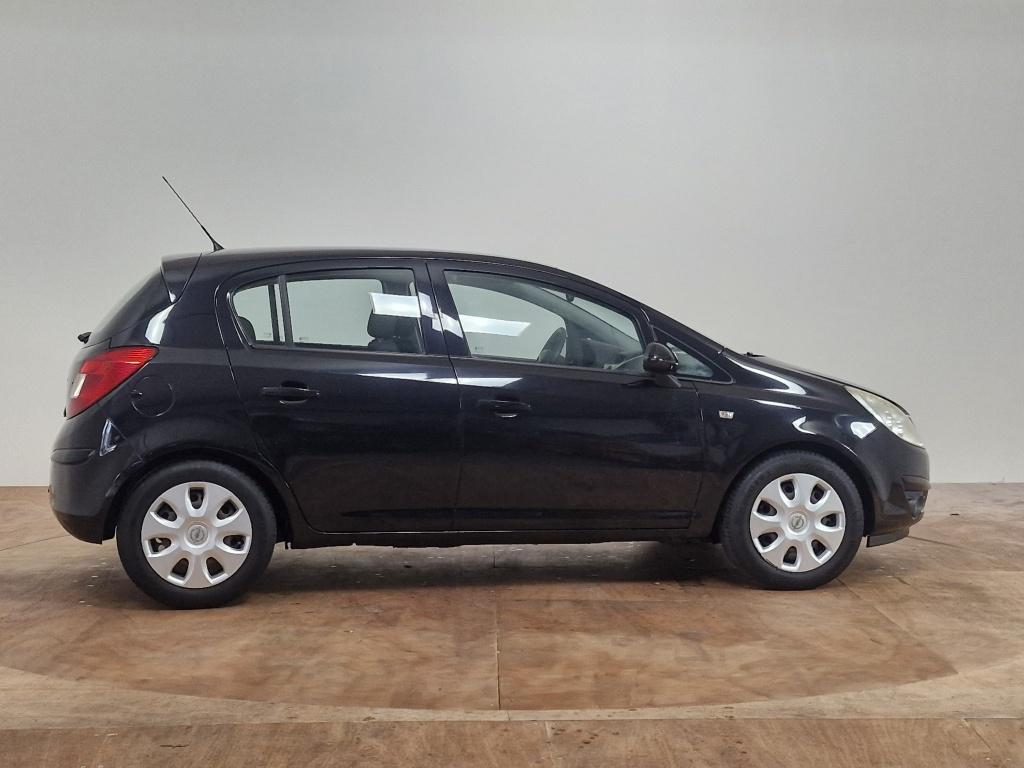 Opel Corsa 1.2-16v enjoy