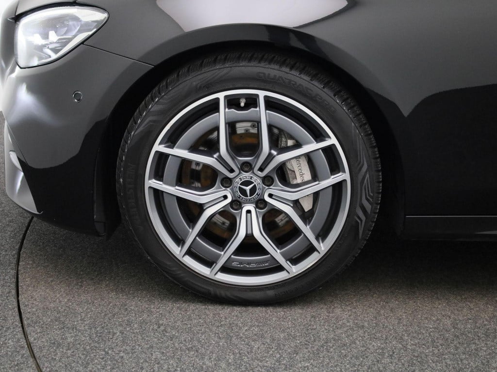 Mercedes-Benz E-Klasse estate 300 amg line | automaat | virtual cockpit | c
