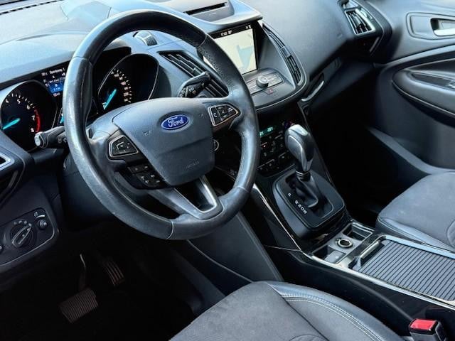Ford Kuga 1.5 ecoboost titanium | nieuw binnen | automaat | awd | stoel, st