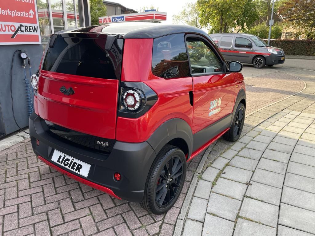 Ligier Myli .