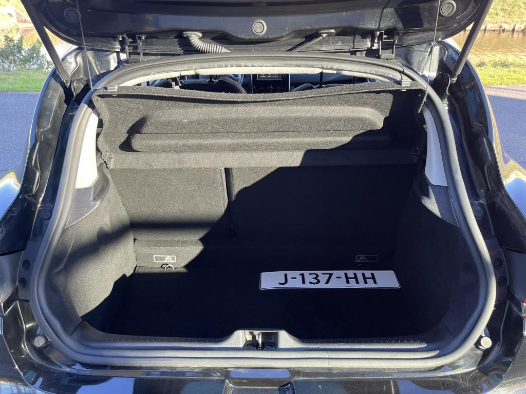 Renault Clio 0.9 tce limited | cruise control | airco | trekhaak | navigati