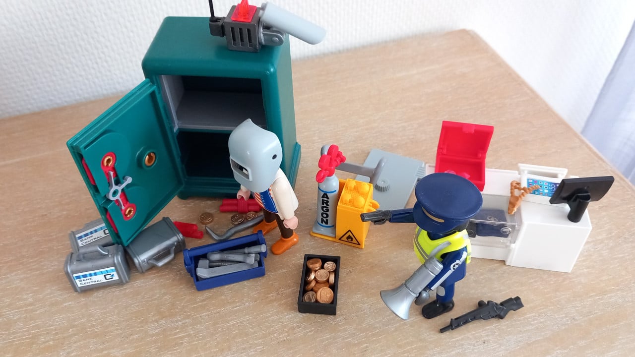 Playmobil overval juwelier met politie en kluis set 9007