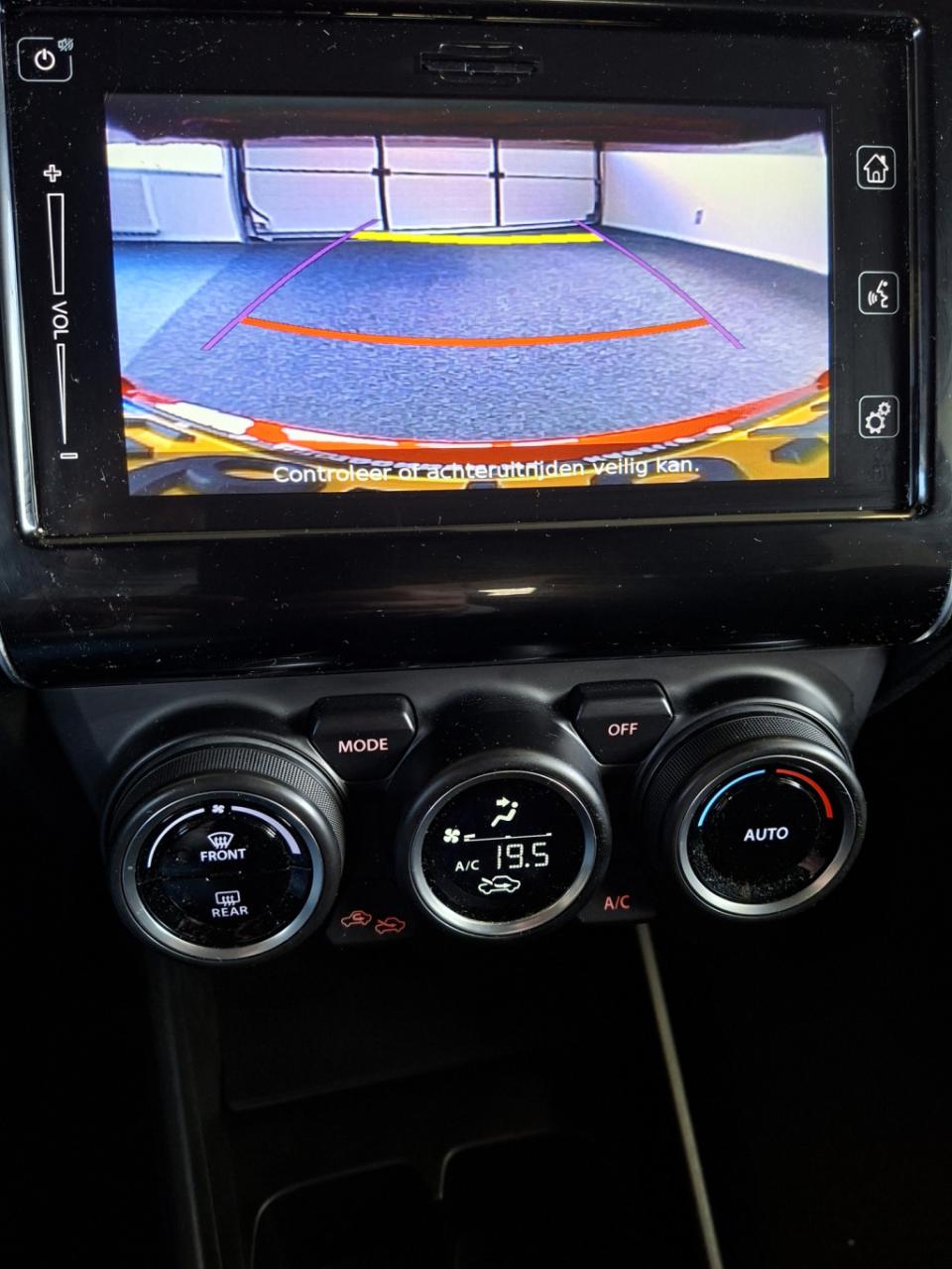 Suzuki Swift 1.2 style smart hybrid