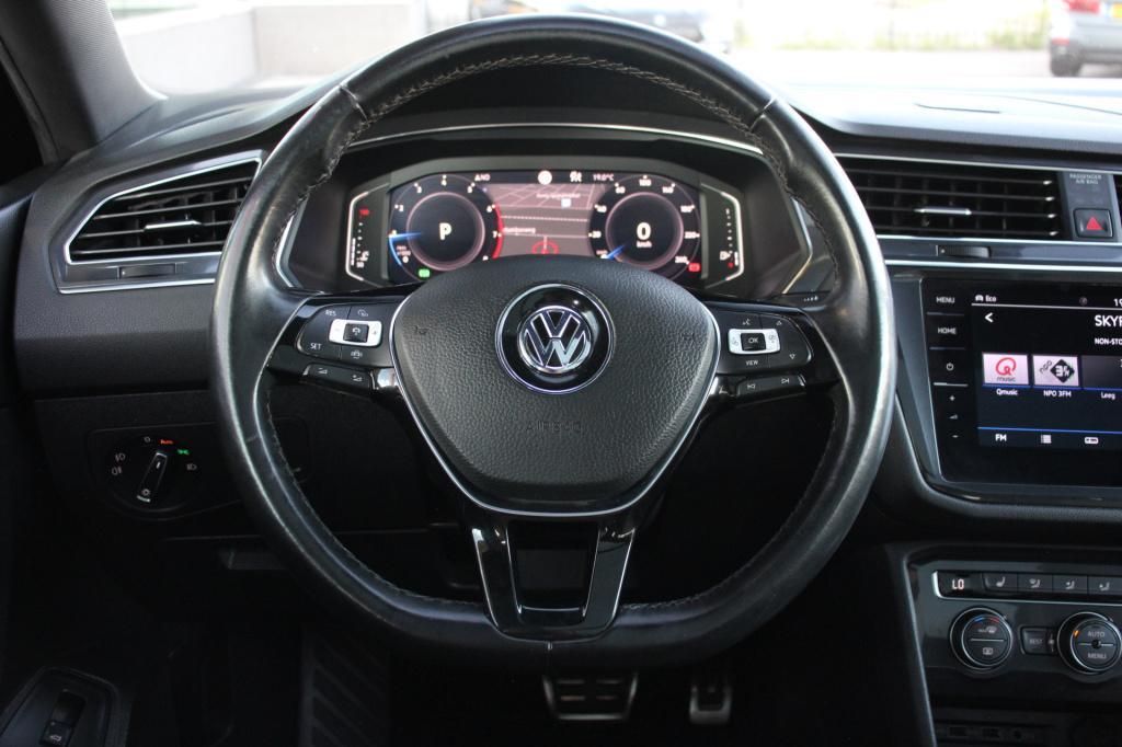 Volkswagen Tiguan Allspace 1.5 tsi highline r-line 7p. pano | acc | el.trek