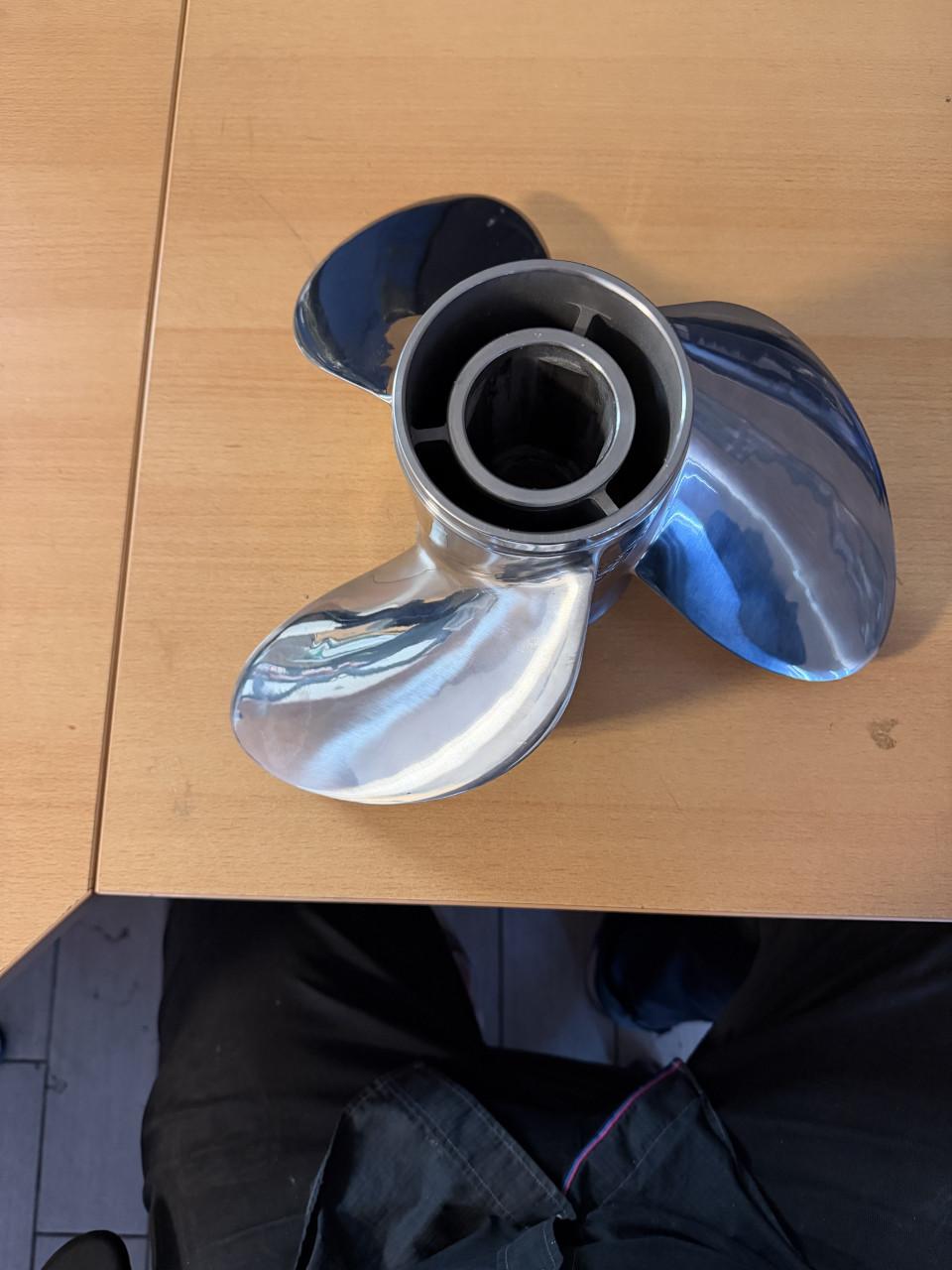 Propellor 14,8 x16 RVS