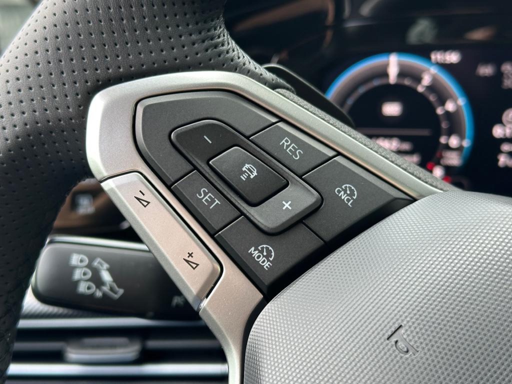 Volkswagen Golf 1.5 ehybrid gte 272pk | head up | black style | iq light | 