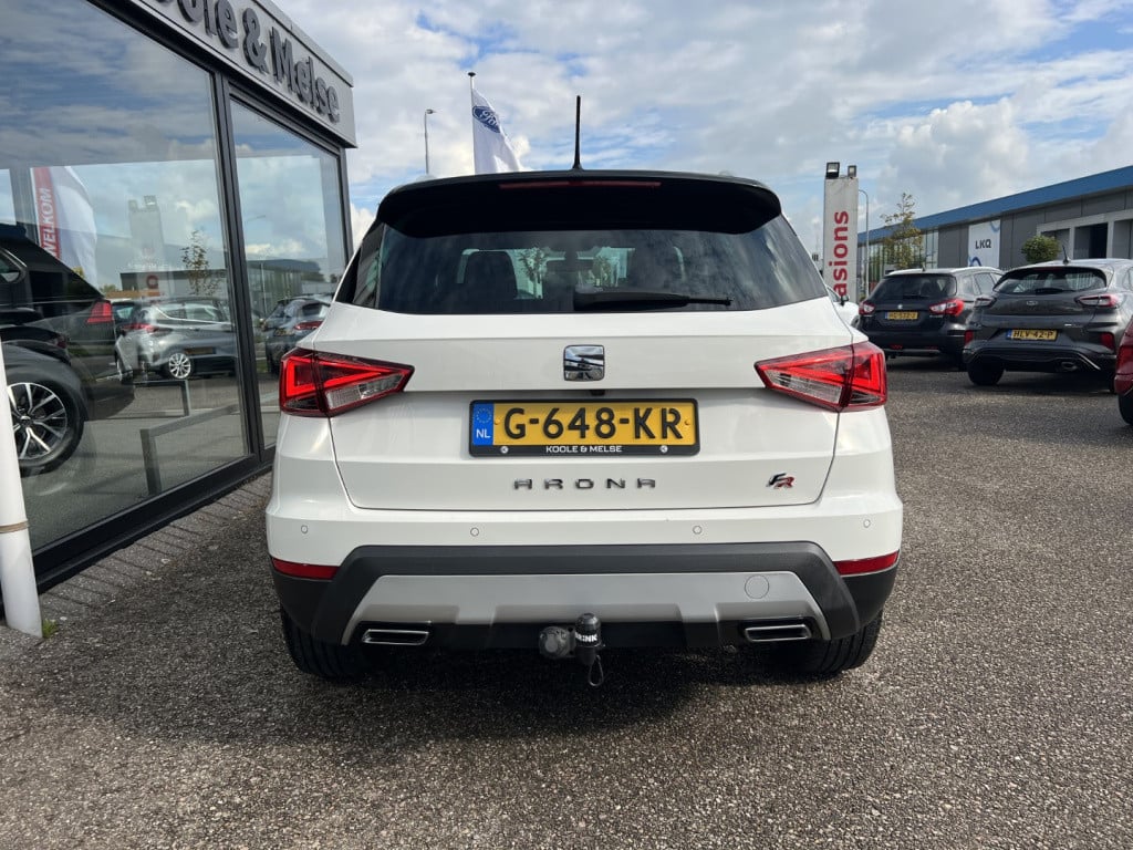 Seat Arona 1.0 tsi 115pk fr business intense , trekhaak
