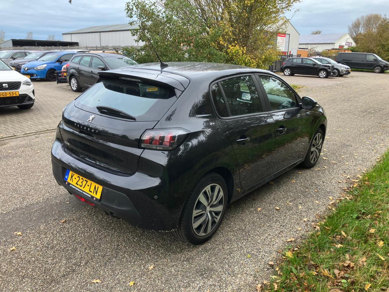 Peugeot 208 1.2