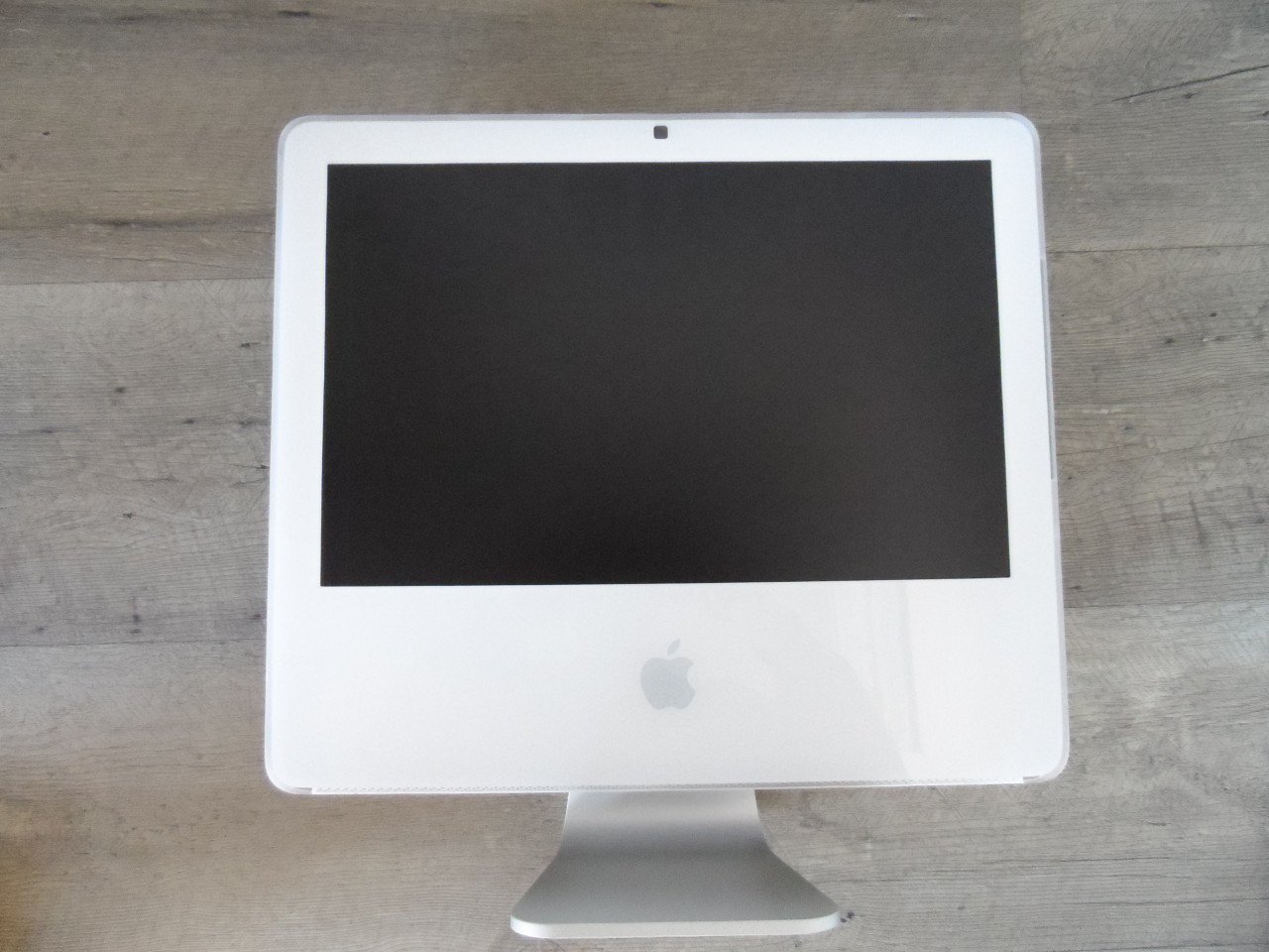 Imac 2006 Model 1208 I.Z.G.S.