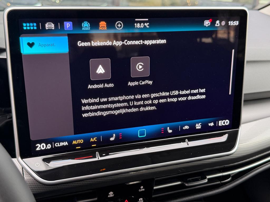 Volkswagen Golf 1.5 ehybrid style | trekhaak | camera | iq light | head up 