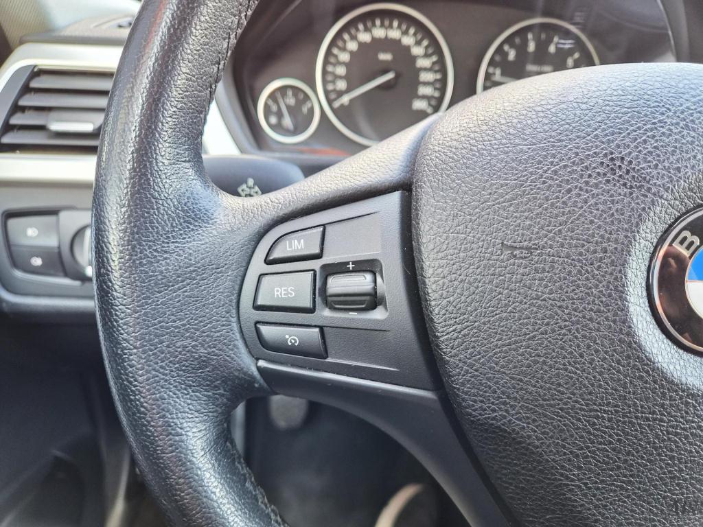 BMW 3-serie touring 320i executive