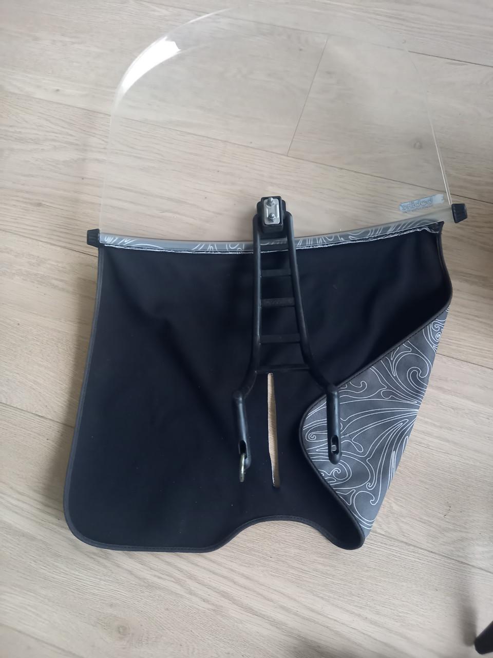 Fietsstoeltje Bobike voor.