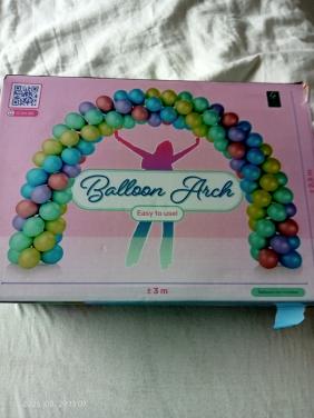 Boog voor ballonnen maar kan ook met slingers en kerstballen