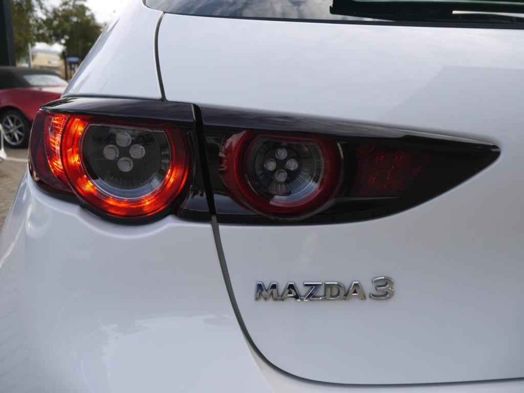 Mazda 3 2.0 e-skyactiv-x m hybrid 180 comfort met bose& leer|rijklaar