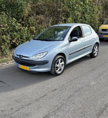 Peugeot 206