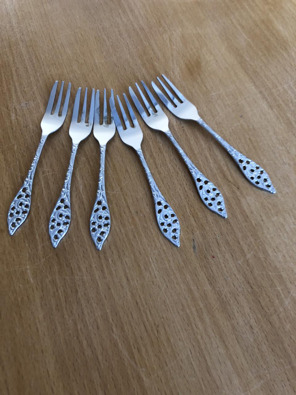 Te koop 2 x set gebakvorken.(nieuw).