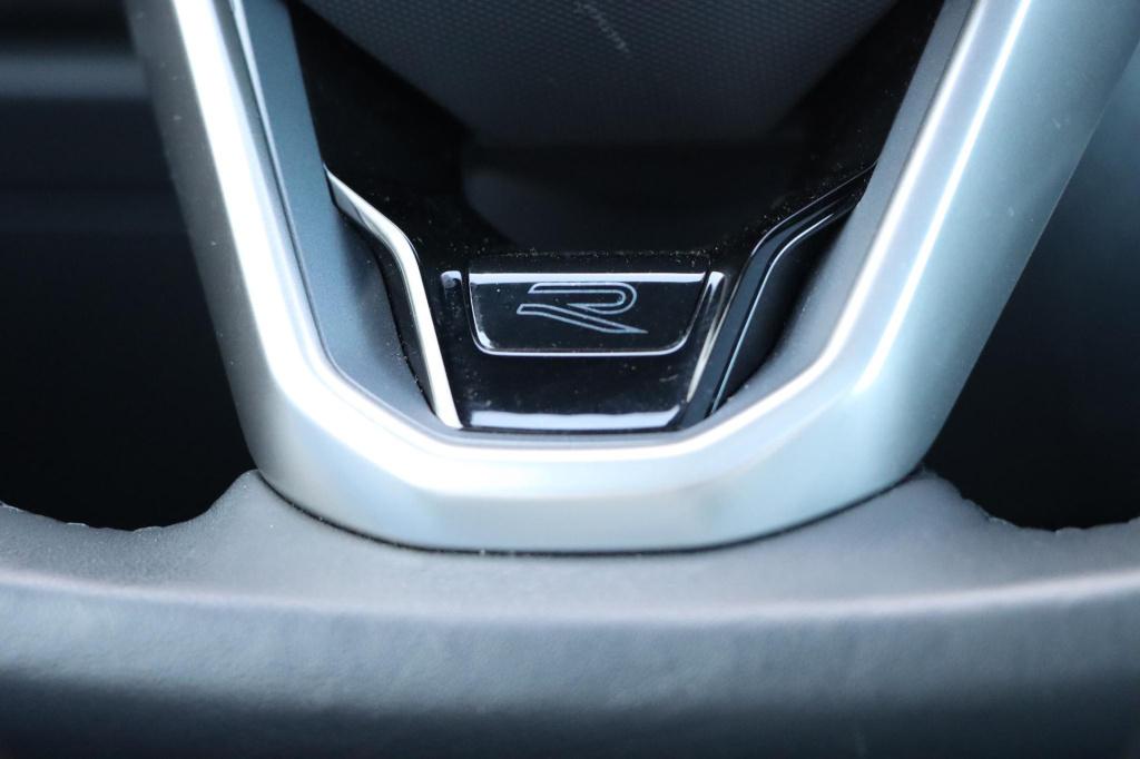 Volkswagen Passat variant 1.5 etsi r-line business dsg7 150pk