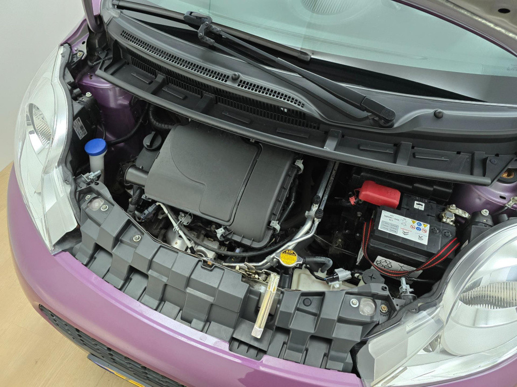 Peugeot 107 occasion 1.0 active leuke kleur met airco en sportvelgen | radi