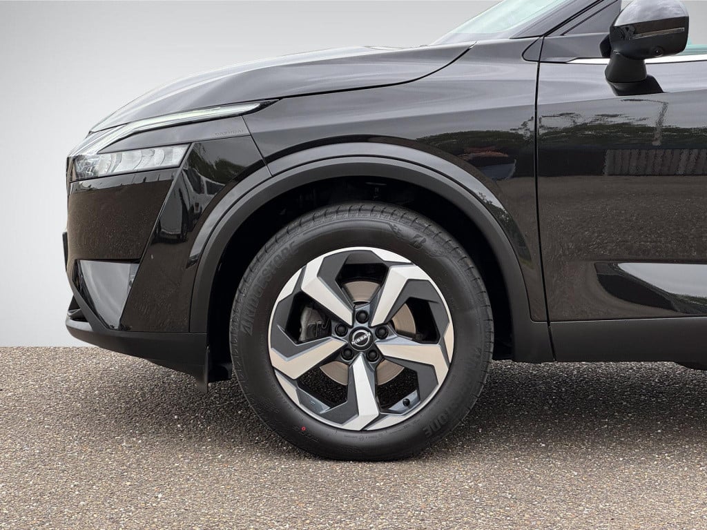 Nissan Qashqai 1.3 mhev xtronic n-connecta design pack | trekhaak | panoram