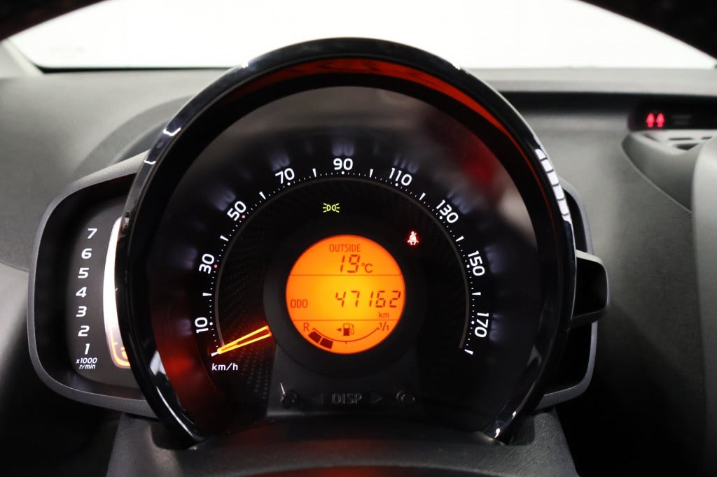 Toyota Aygo 1.0 vvt-i x-cite