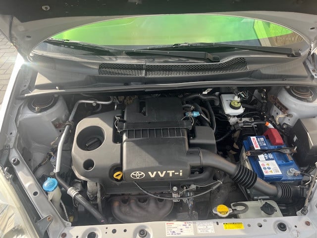 Toyota yaris 1.3vvti airco