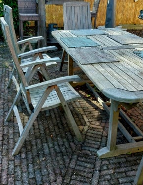 Hardhouten tuinset grote tafel + 5 stoelen