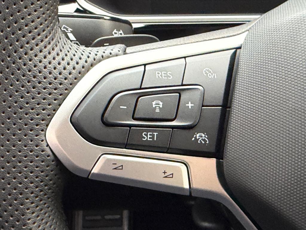 Volkswagen T-roc 1.5 tsi 150pk dsg r-line | camera | keyless | elek. achter