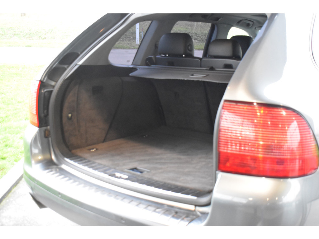Porsche Cayenne 4.5 s