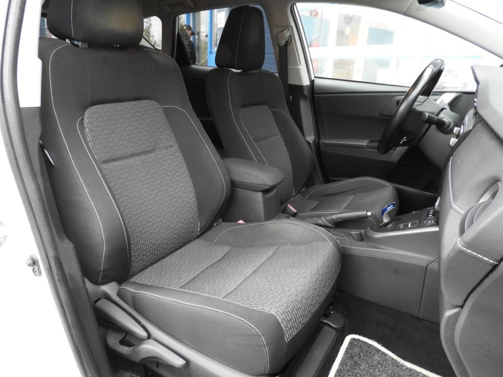 Toyota Auris 1.8 hybrid executive trekhaak