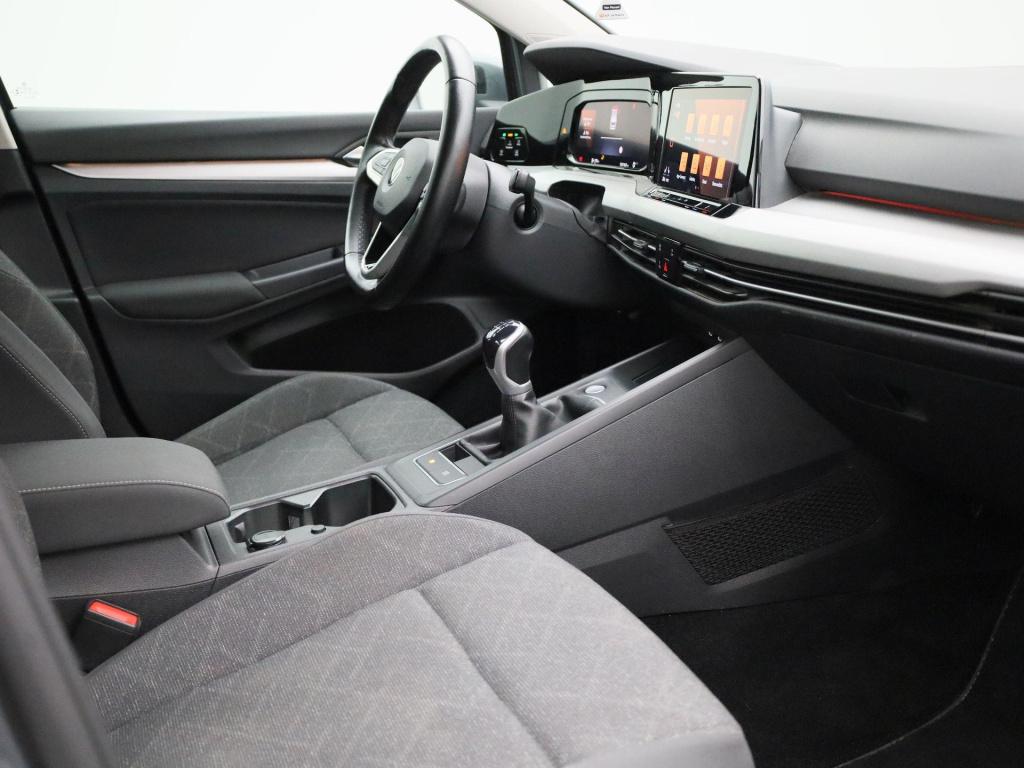 Volkswagen Golf variant 1.0 tsi life | navigatie | stoel/stuur verwarming |