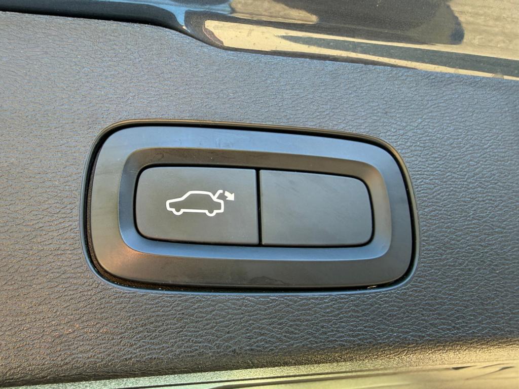 Volvo V60 2.0 t8 twin engine awd inscription