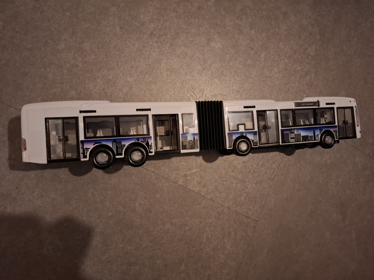 Grote bus en trein