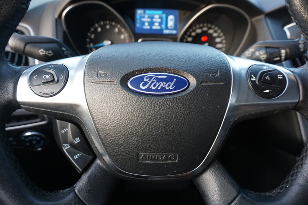 Ford Focus wagon 1.0 ecoboost edition plus climate / navi / cruise / elektr