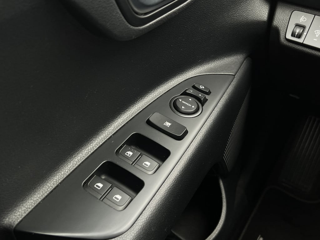 Kia Stonic 1.0 t-gdi dynamicplusline - camera | apple/ android carplay | da