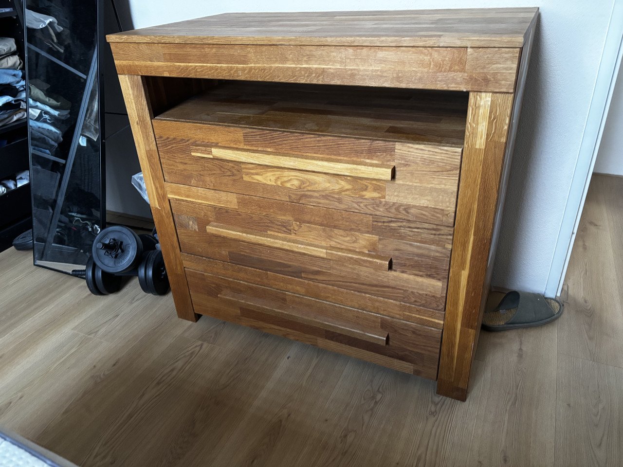 Degelijke houten Babykamer meubelset (ledikant, commode)