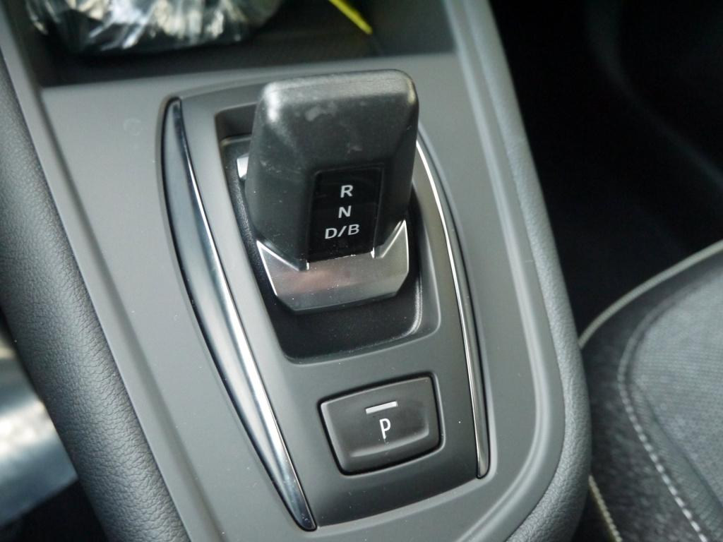 Mitsubishi Grandis 1.8 hev intense+