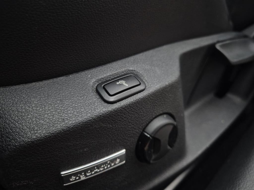 Volkswagen Golf 1.4 tsi highline / 5-deurs / massagestoel / cruisecontrol /