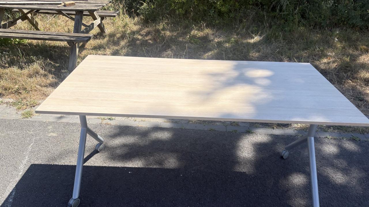Klapbare bureau
