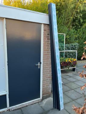 Keralit sponningdeel 143mm Antraciet (RAL 7016) – Classic houtnerf