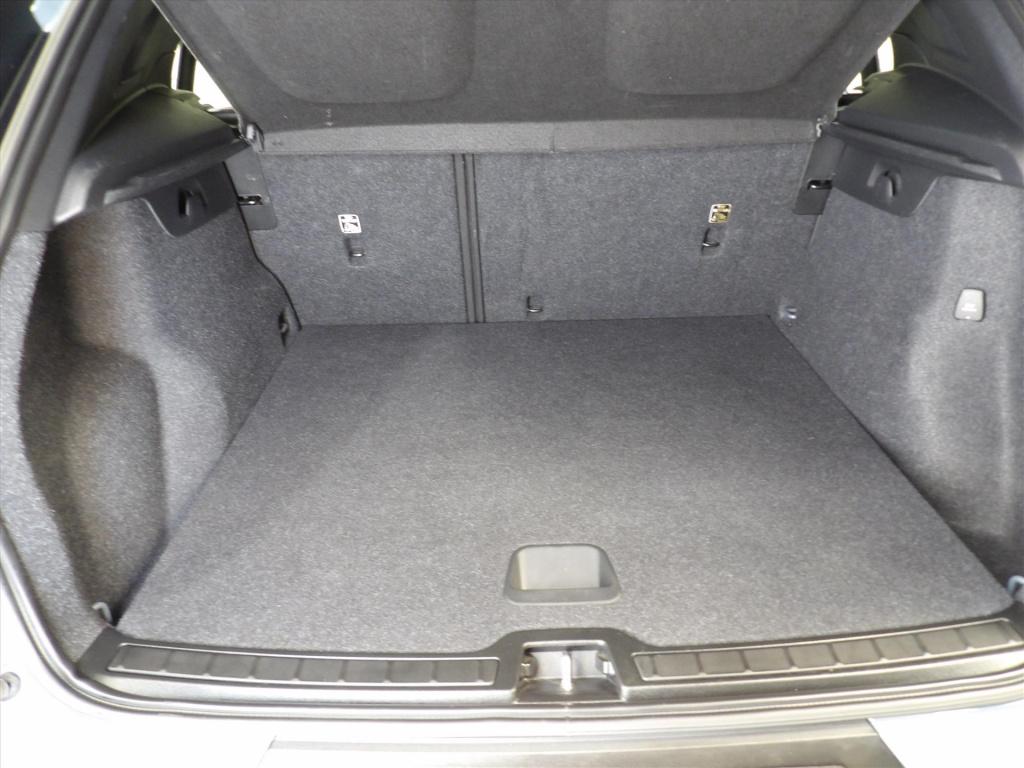 Volvo XC40 t3 163pk geartronic momentum core