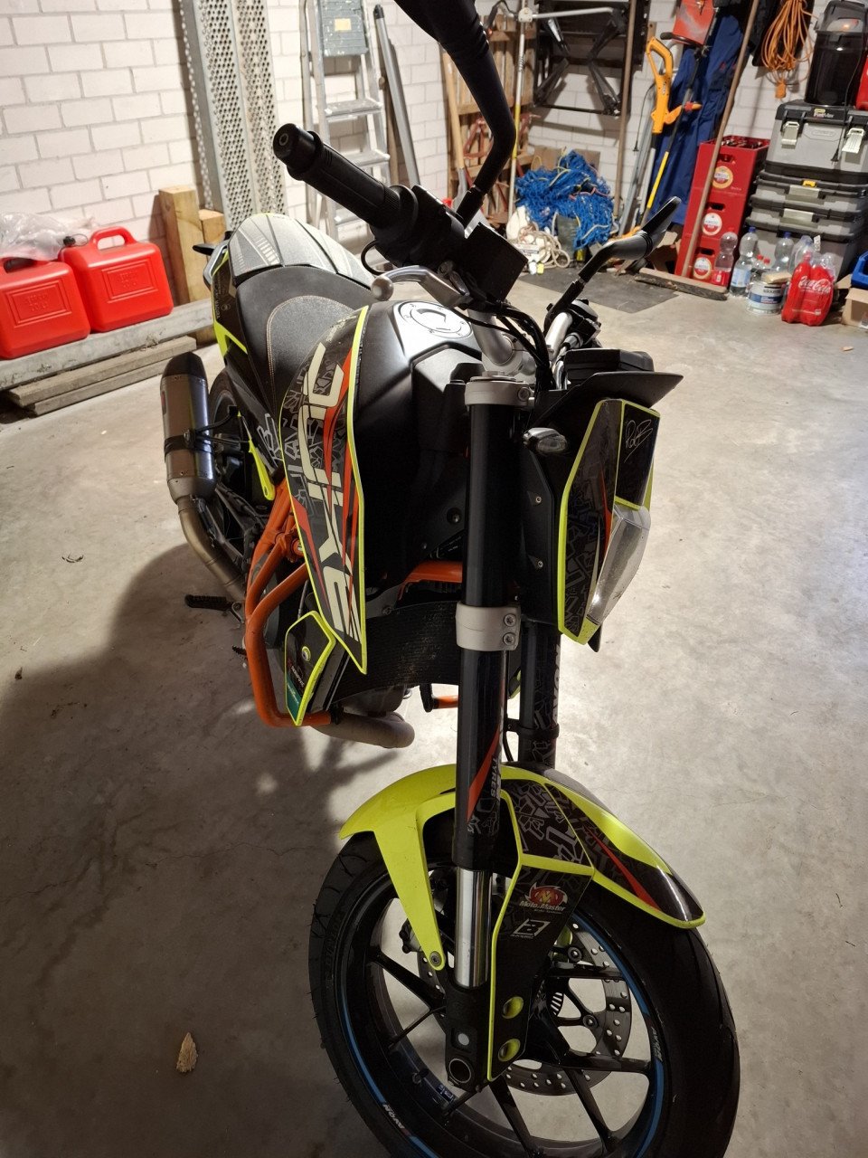 KTM 690 DUKE