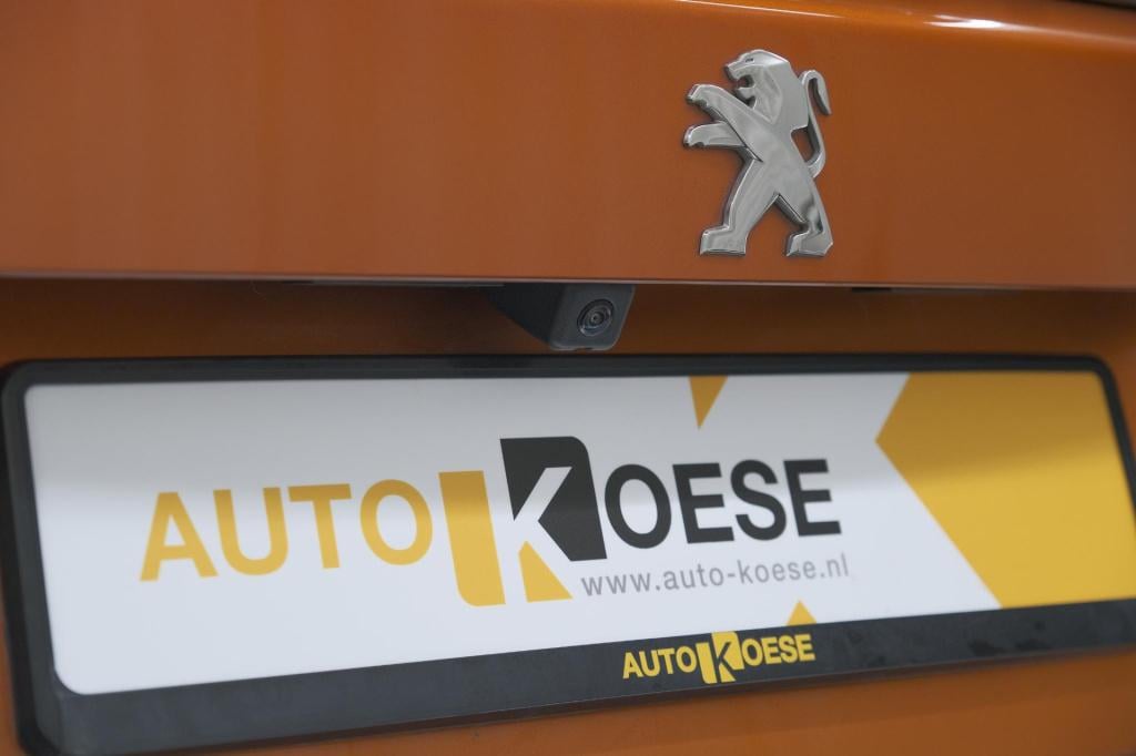 Peugeot 2008 puretech 130 allure pack | trekhaak | adaptieve cruise control