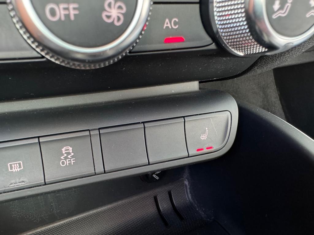 Audi A1 Sportback 1.4 tfsi ambition * cruise control * clima * navigatie * 