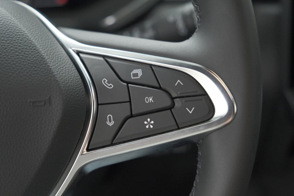 Renault Captur tce 90 techno | camera | navigatie | apple carplay | pack fu