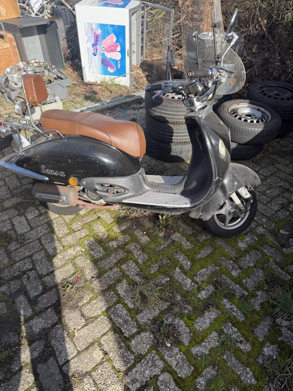 Scooters voor onderdelen